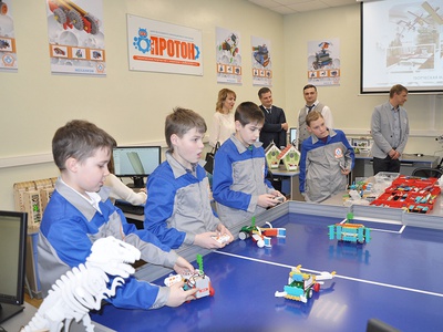 В Ессентуках открылся новый Центр молодежного инновационного творчества «Протон»